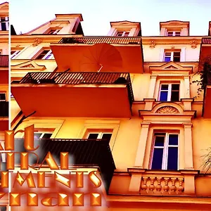 art-apartments.poznan-hotels.com/